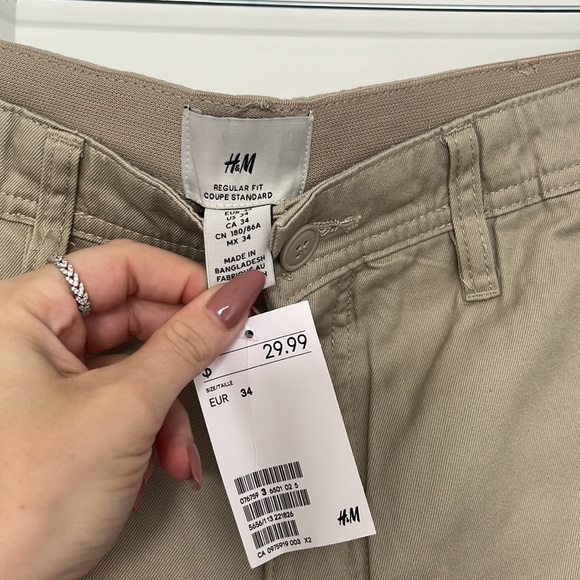 H&M Men Regular Fit Chinos Beige Size 34 NWT - Picture 5 of 9
